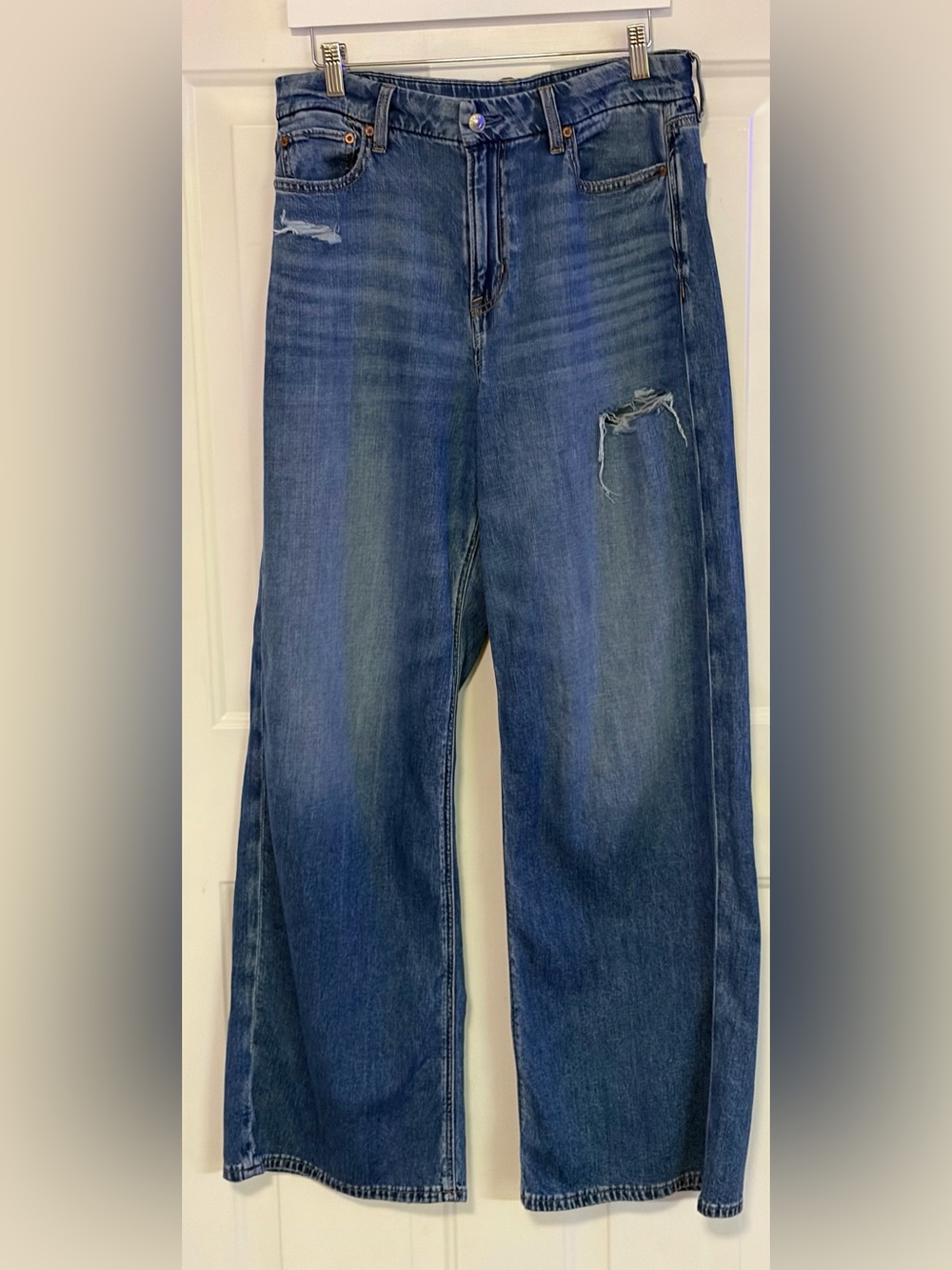 American Eagle AE Super High-Waisted Baggy Wide-Leg Jean Wide Leg in tall NEW